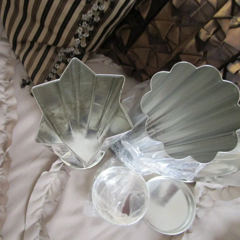 set of bread tube molds